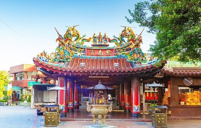 南投竹山紫南宮拜財神廟 教你怎麼求發財金 金雞母 錢母 南投旅遊網