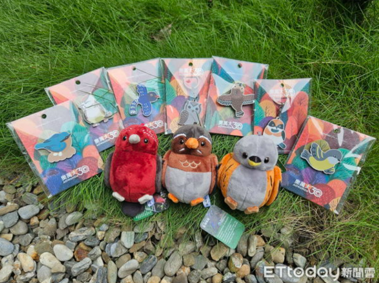 南投分署捐血贈森林萌偶