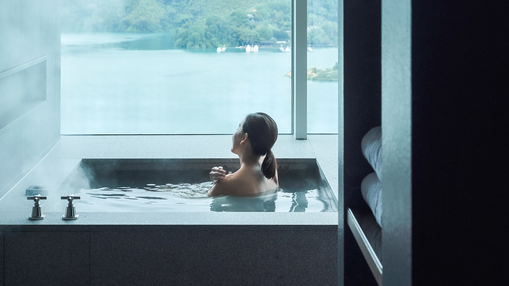 漢來日月行館